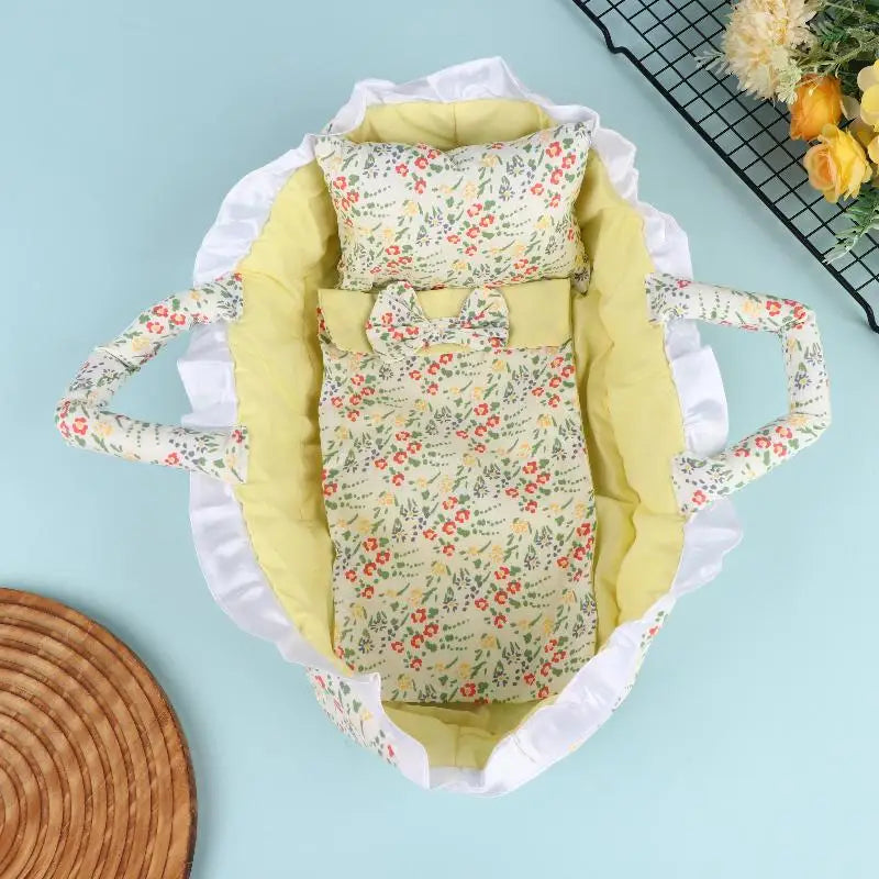 Dollhouse Hand Pull Basket Plastic Dress-Up Toy For Dolls Under 35 CM