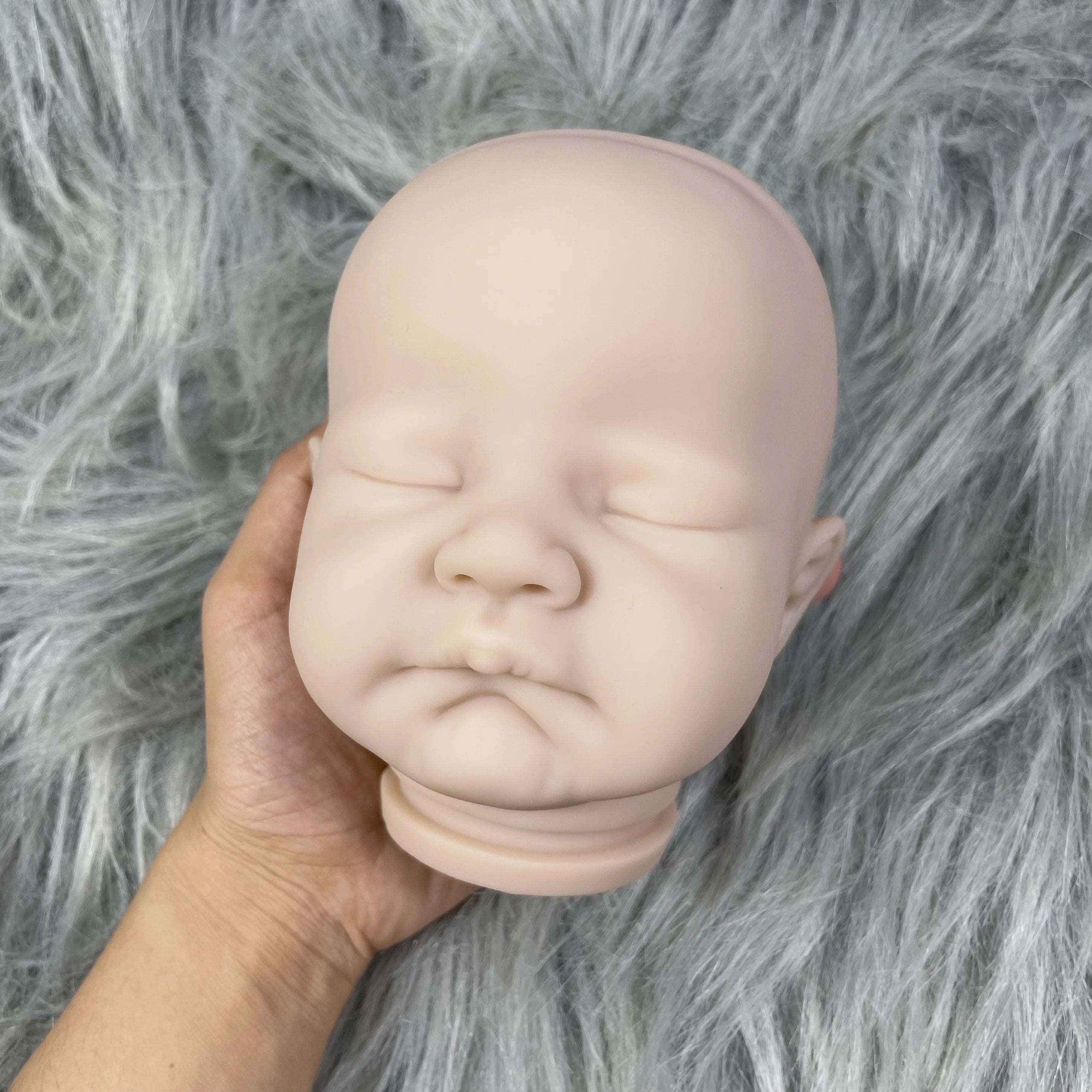 Reborn Doll Kit Vinyl Unpainted Cloth Body Included