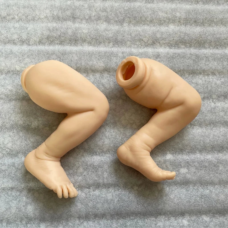 Reborn Doll Kit Laura Vinyl Unpainted With Cloth Body