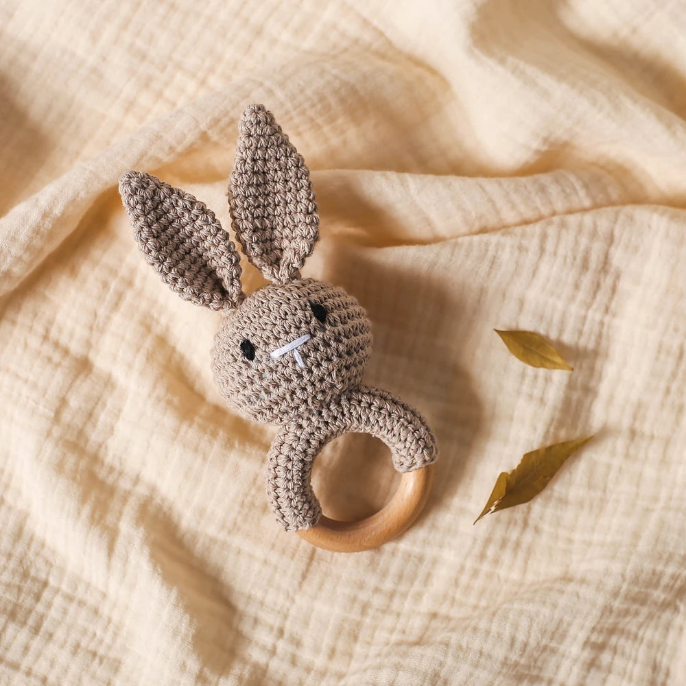 Crochet Baby Toys Wooden Easter Handmade Bunny Rattle Toys 0 12 Months,Four Color Rabbit Rattle Soft,New born Baby Teething Toys