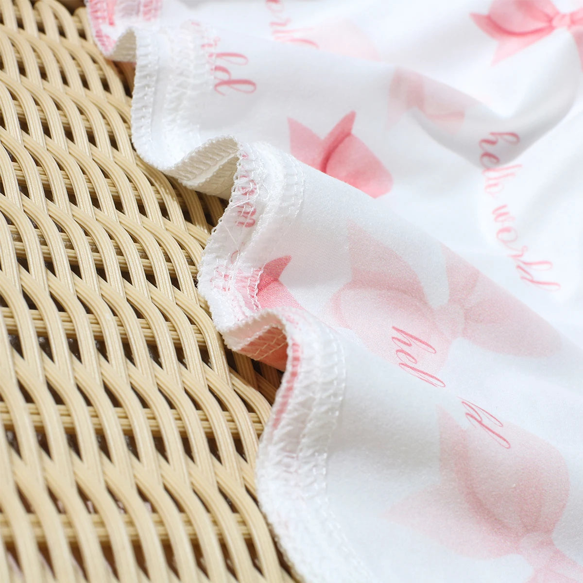 Newborn Baby Girl Swaddle Wrap Set Hello Bow Print Cotton Blanket + Bow Hat + Birth Announcement Card Infant Photoshoot Props