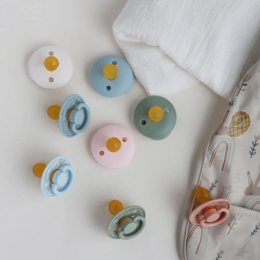 Erduo Floral Newborn Infant Baby Care Shower Gift Latex Rubber Sucking Nipple Pacifier Babies Soother Dummy Pacifiers for Baby 0