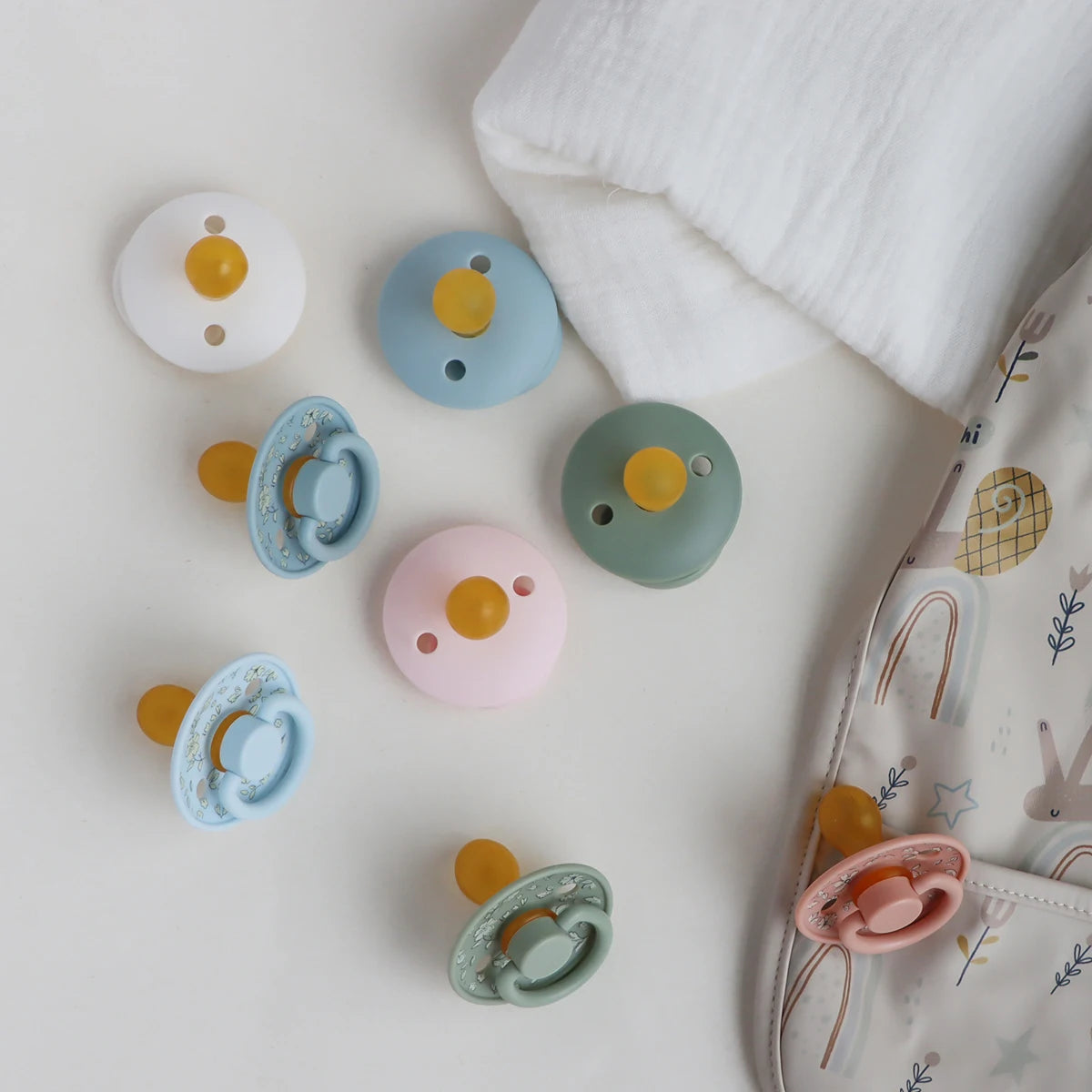 Erduo Floral Newborn Infant Baby Care Shower Gift Latex Rubber Sucking Nipple Pacifier Babies Soother Dummy Pacifiers for Baby 0