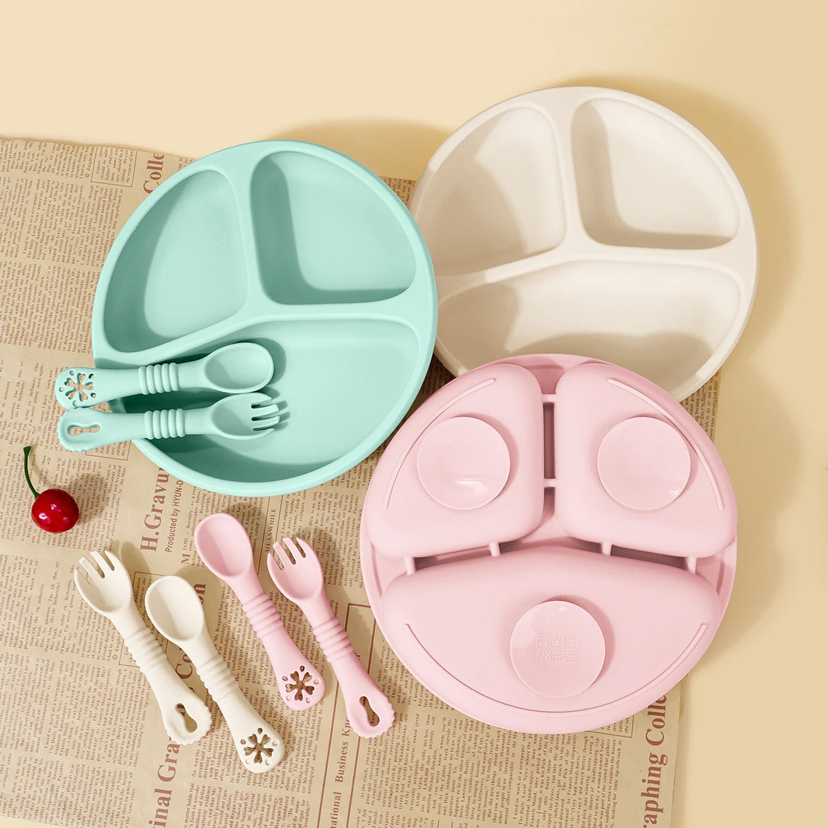TYRY.HU 3pcs-1set Silicone Baby Feeding Set Divided Suction Plate Silicone Spoon Fork First Feeding Essentials Children Gift ﻿