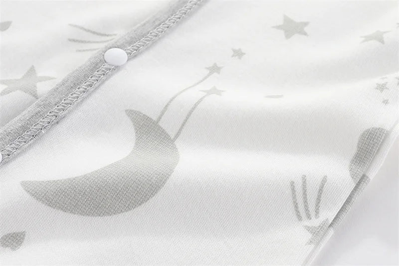 Newborn Bodysuit Cotton Autumn and Winter Long Sleeve Baby Onesies Soft Baby Clothes Footed Onesies Cartoon Boys Romper 0-9Month