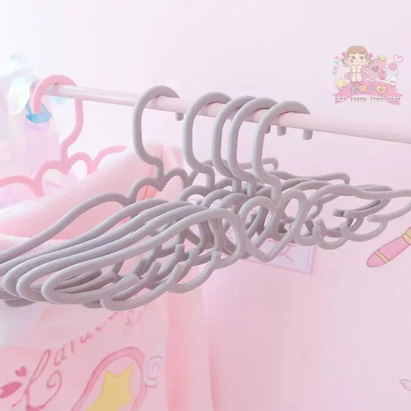20/10/5pcs Hanger Angel Love Clothes Hanger Household Seamless Cute Clothes Hanger Tie Scarf Drying Clothes Rack Wholesale