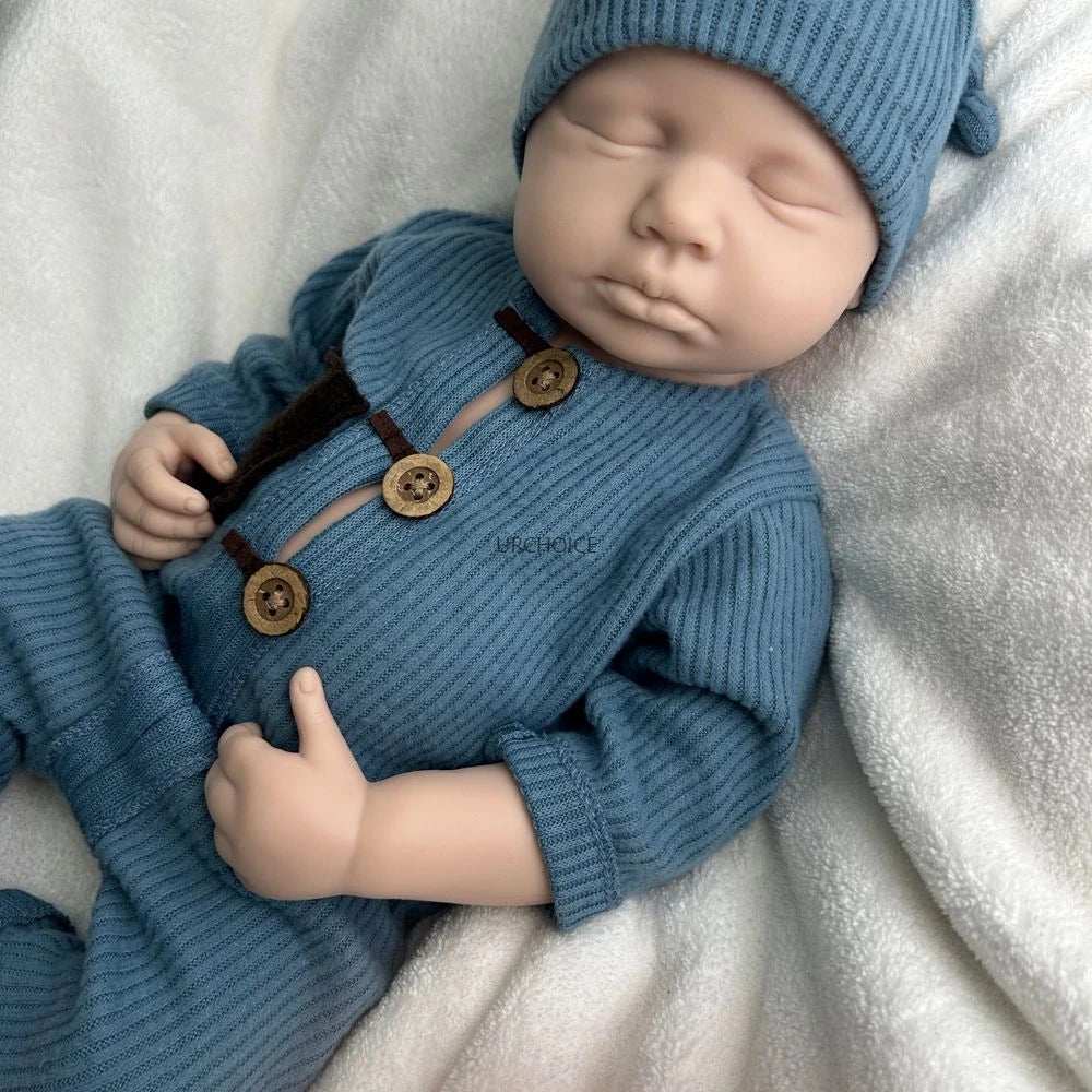Reborn Doll Silicone Platinum Lifelike One To One Proportions