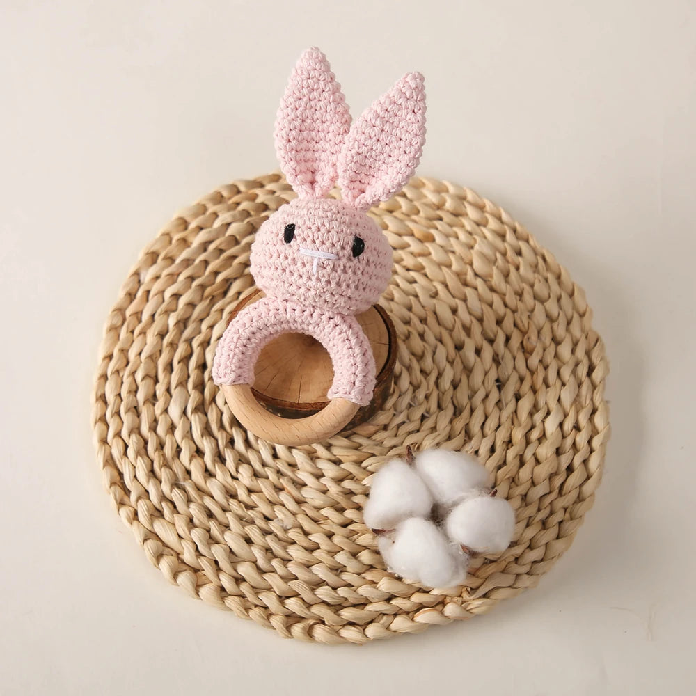 Crochet Baby Toys Wooden Easter Handmade Bunny Rattle Toys 0 12 Months,Four Color Rabbit Rattle Soft,New born Baby Teething Toys
