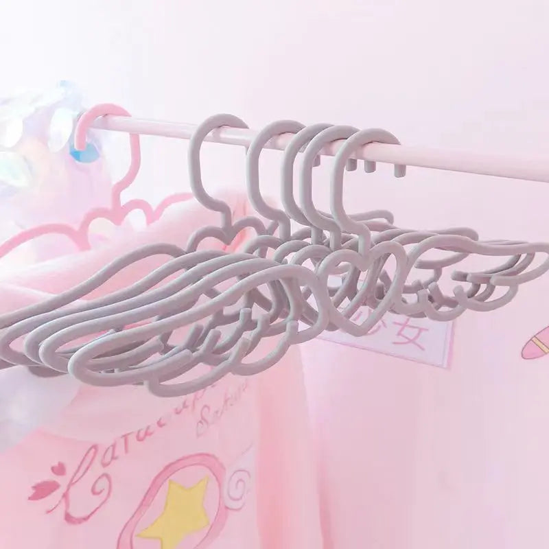 20/10/5pcs Hanger Angel Love Clothes Hanger Household Seamless Cute Clothes Hanger Tie Scarf Drying Clothes Rack Wholesale