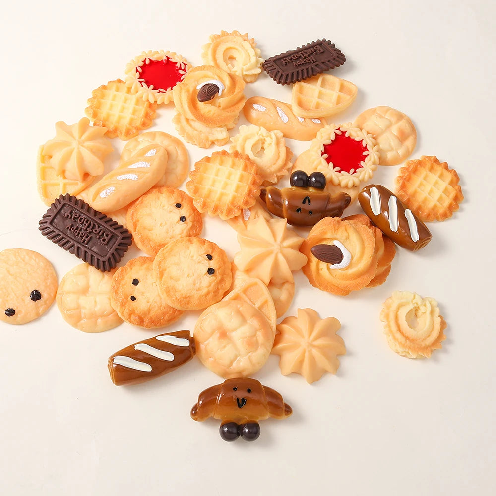 4pcs Cute Simulation Food Charms Kids Toys Resin Croissants Puffs Waffles Cookies Pendants for Necklace Keychain Jewelry DIY