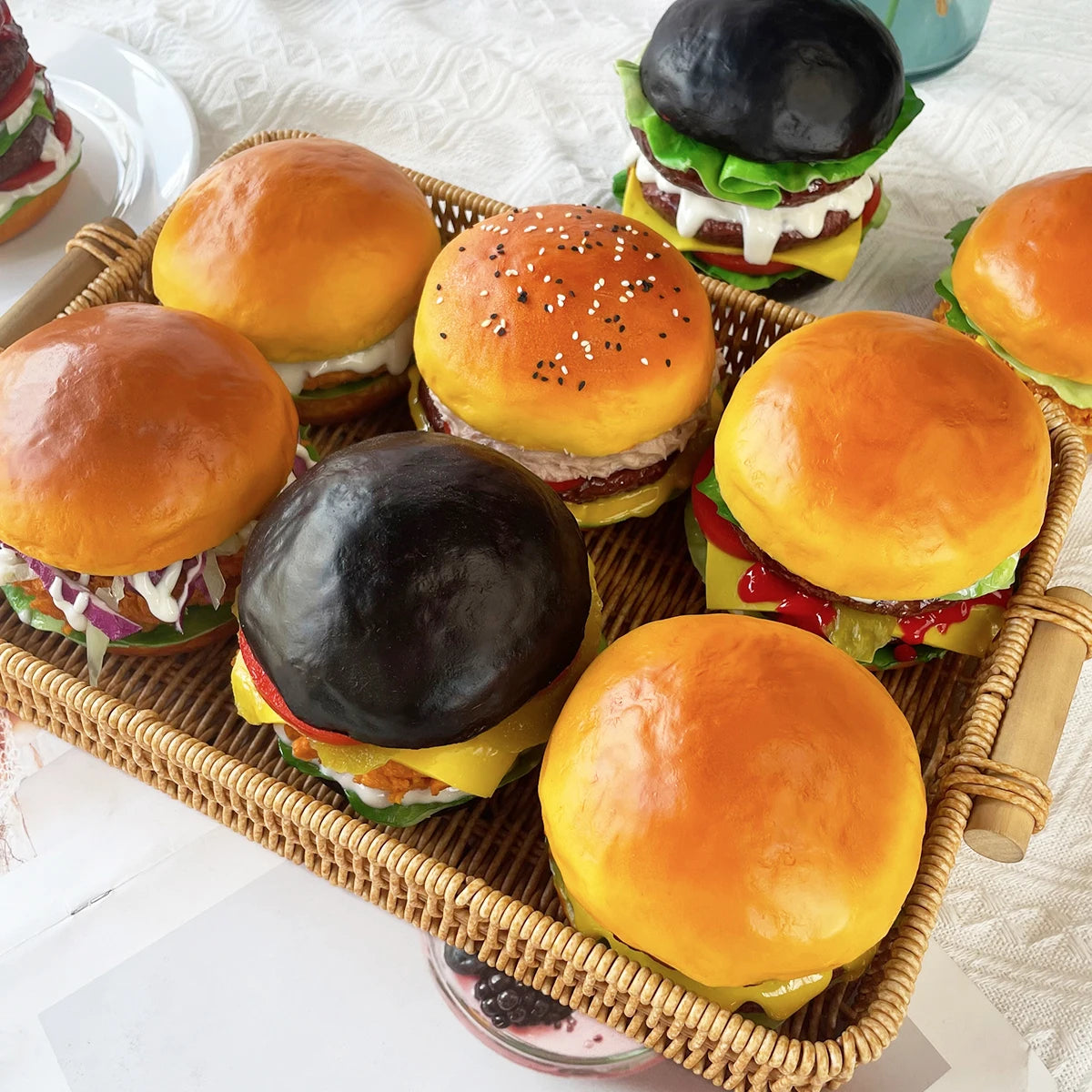 Realistic Fake Hamburger Model PU Material Food Display Prop (1PC) for Photography Decoration Restaurant Window Display Party