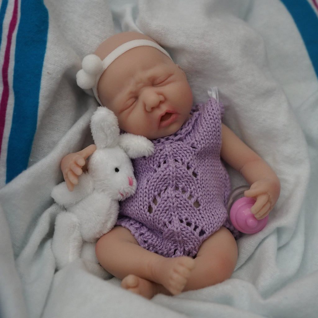 Reborn Baby Dolls 7 Inch Full Body Silicone Doll Boy Mini Realistic Newborn Baby Dolls with Feeding Accessories Gift Box